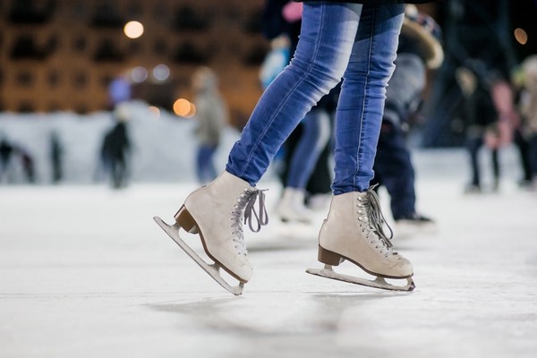 Можно ли беременным кататься на коньках